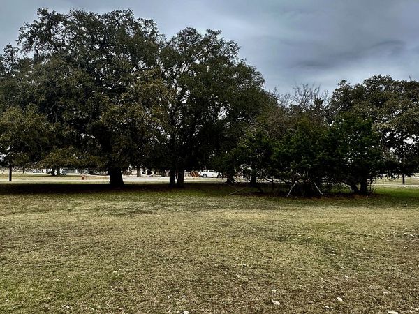 000 Tawny Oak, Bandera, TX 78003