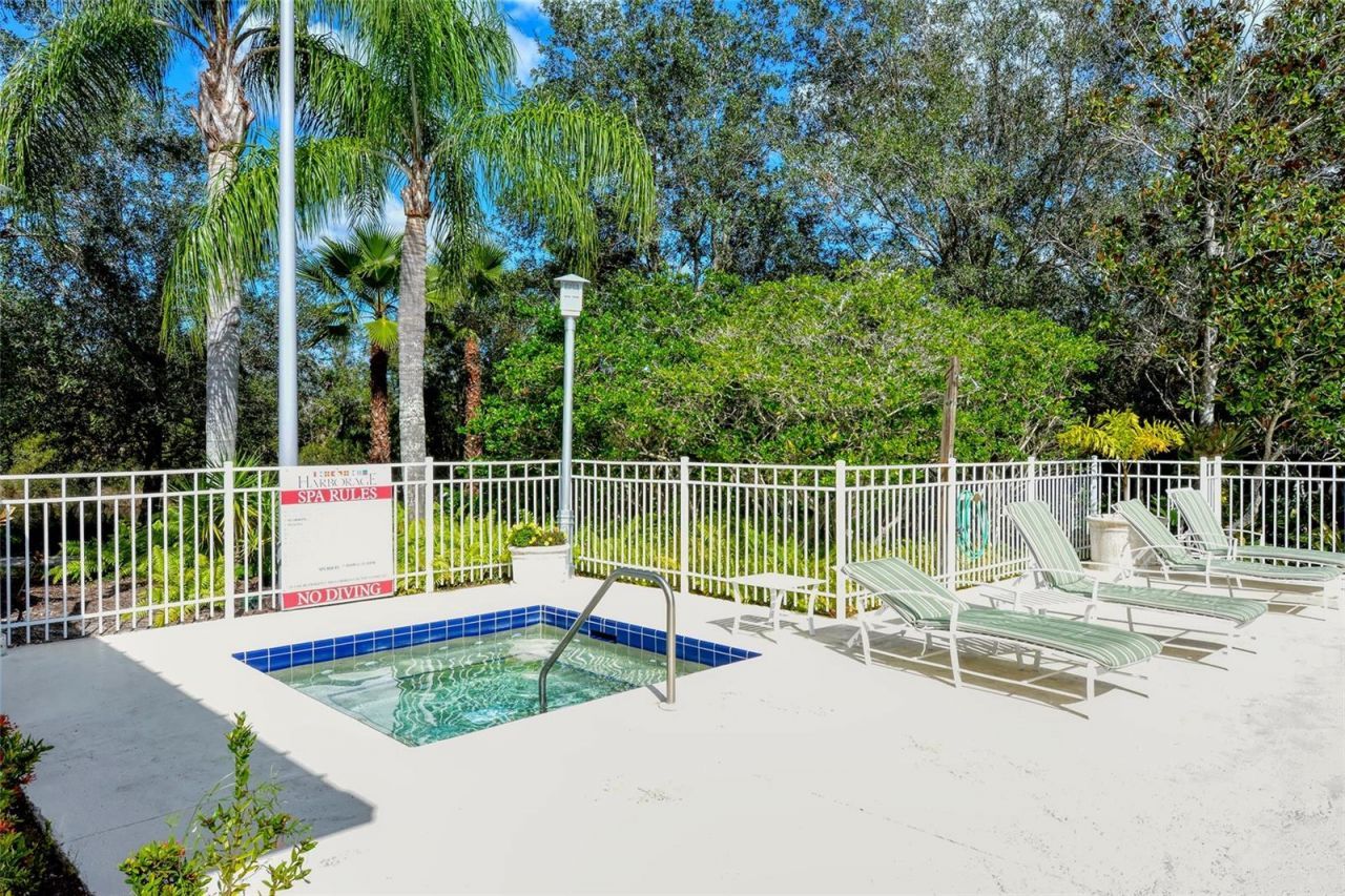 5547 Key West Place, Unit C-01, Bradenton, FL 34203 Photo