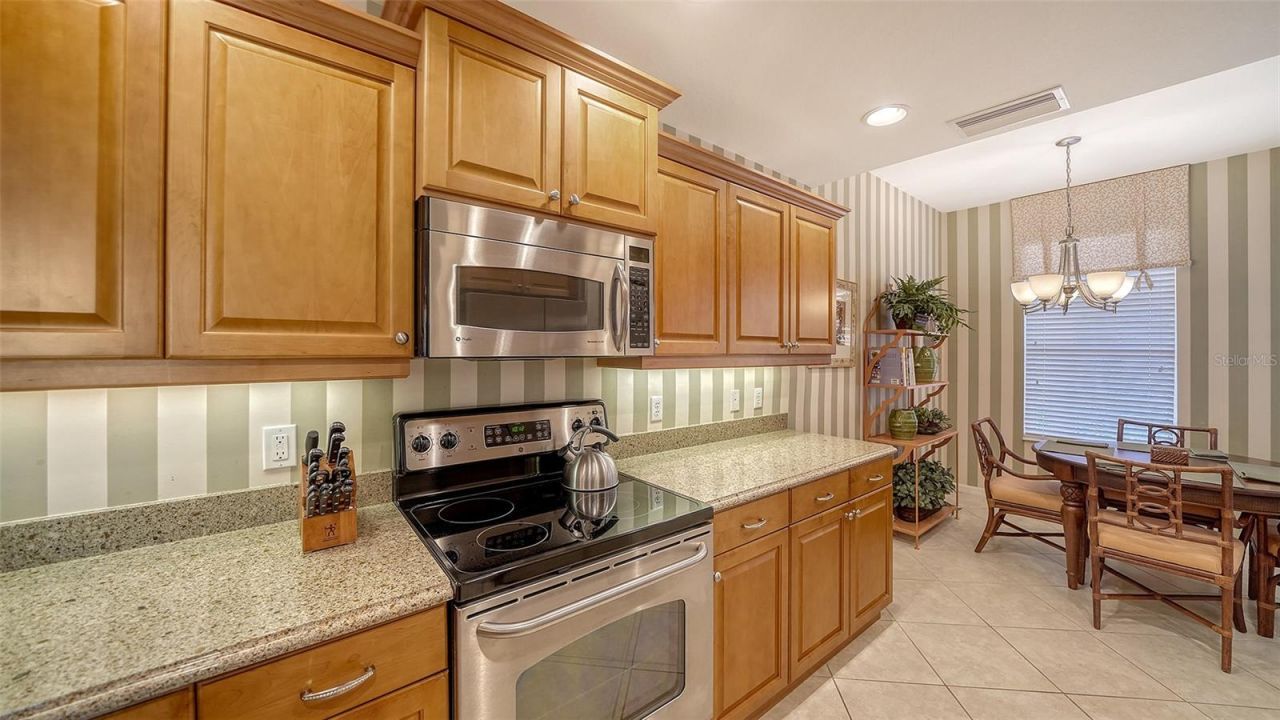 5547 Key West Place, Unit C-01, Bradenton, FL 34203 Photo