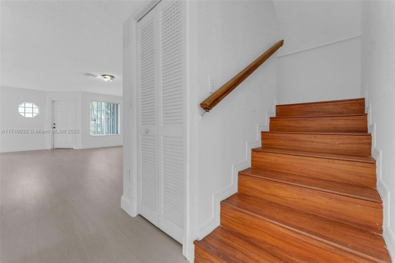 9745 NW 37th St, Unit 9745, Sunrise, FL 33351 Photo