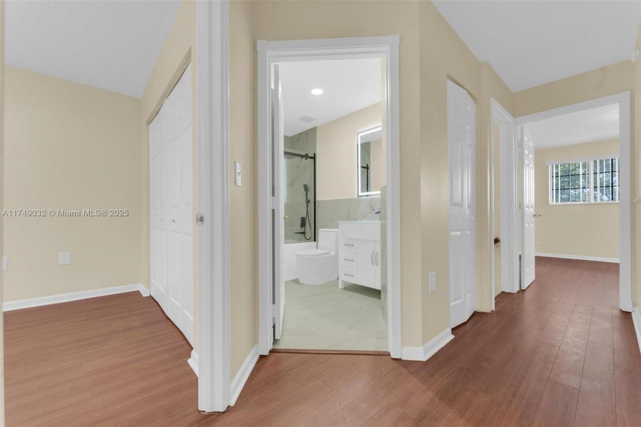 9745 NW 37th St, Unit 9745, Sunrise, FL 33351 Photo