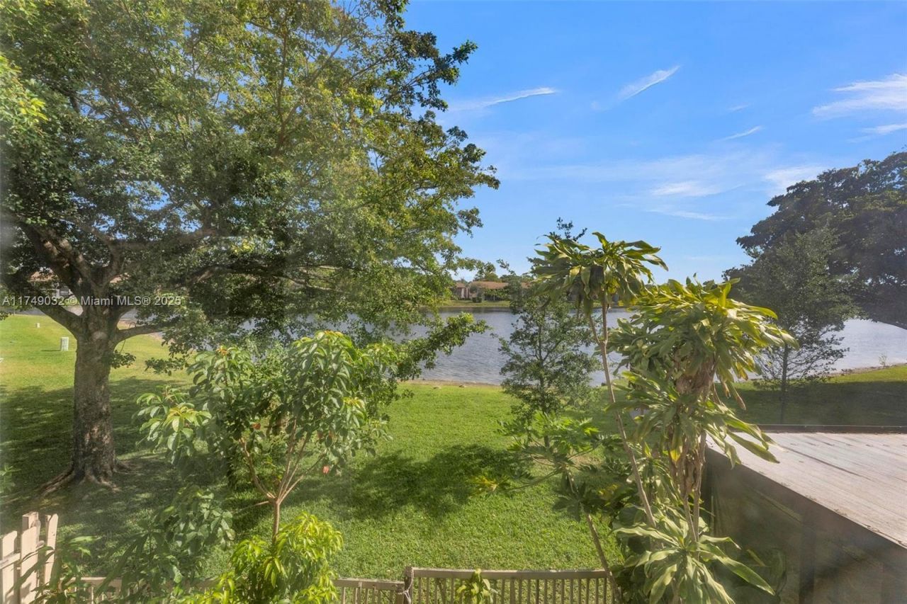 9745 NW 37th St, Unit 9745, Sunrise, FL 33351 Photo