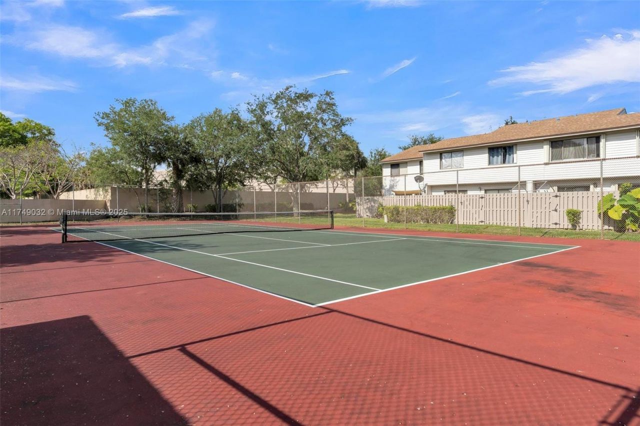 9745 NW 37th St, Unit 9745, Sunrise, FL 33351 Photo