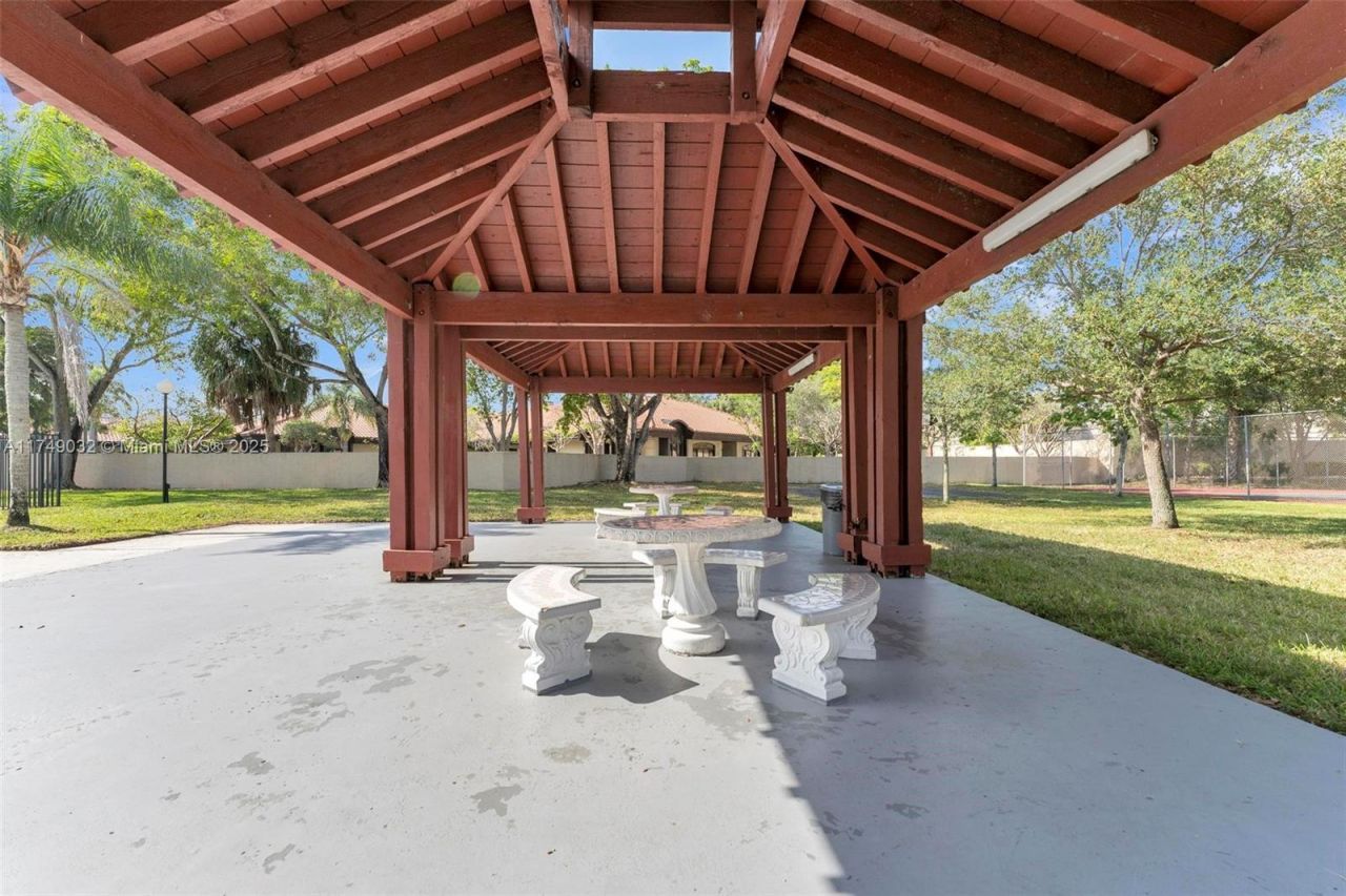 9745 NW 37th St, Unit 9745, Sunrise, FL 33351 Photo