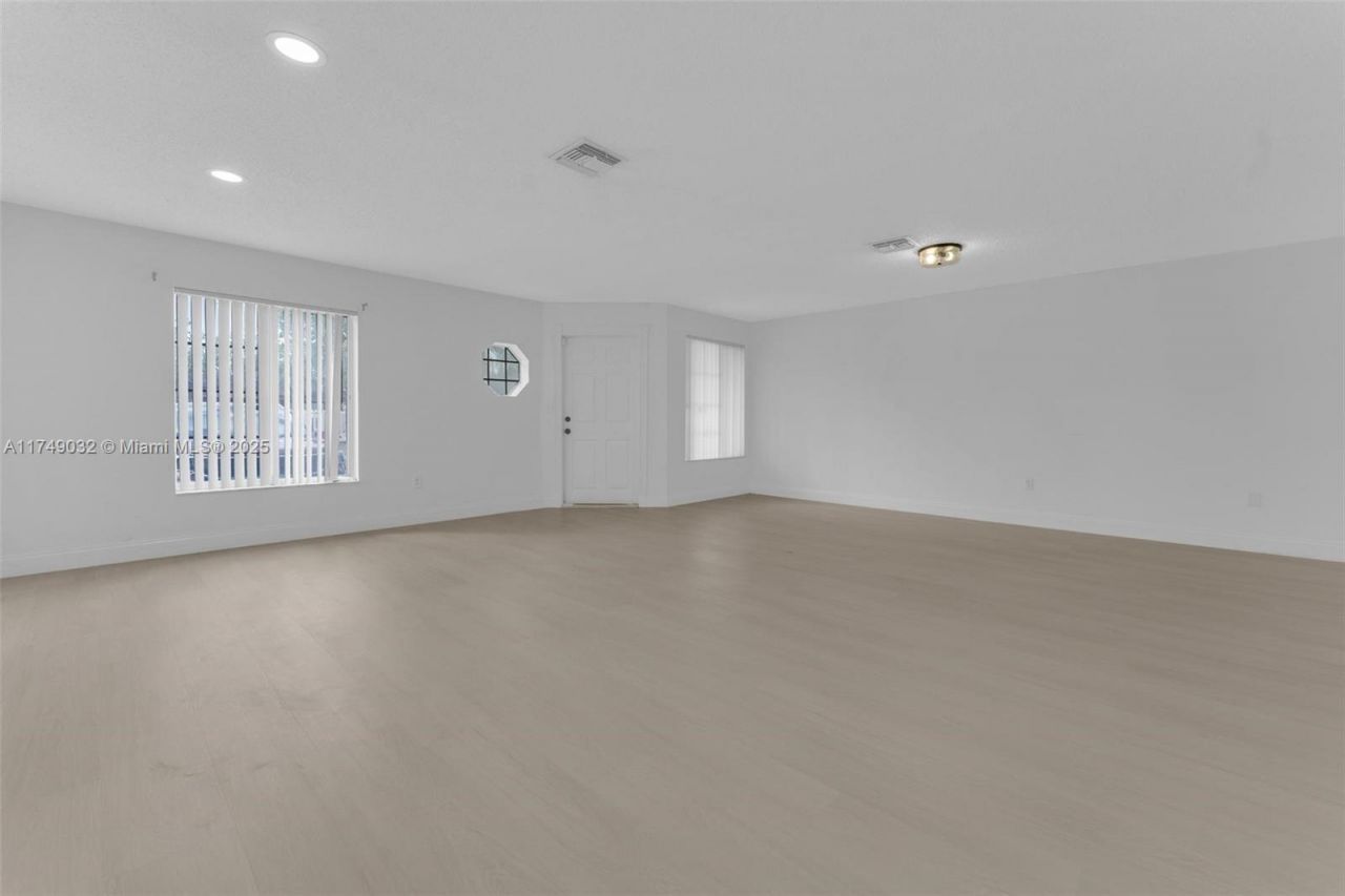 9745 NW 37th St, Unit 9745, Sunrise, FL 33351 Photo