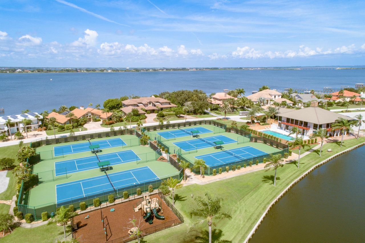 124 Lanternback Island Drive, Satellite Beach, FL 32937 Photo