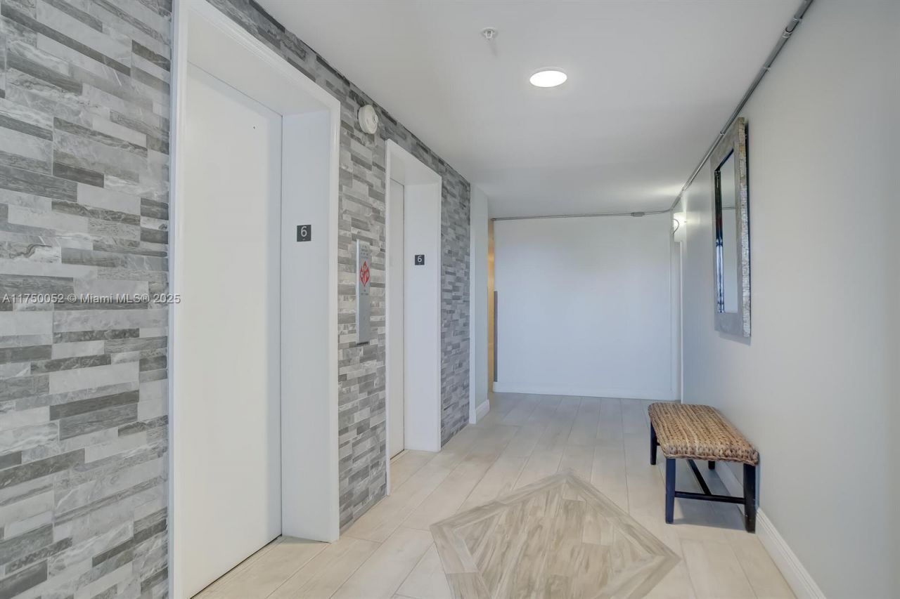 1505 N Riverside Dr, Unit 604, Pompano Beach, FL 33062 Photo