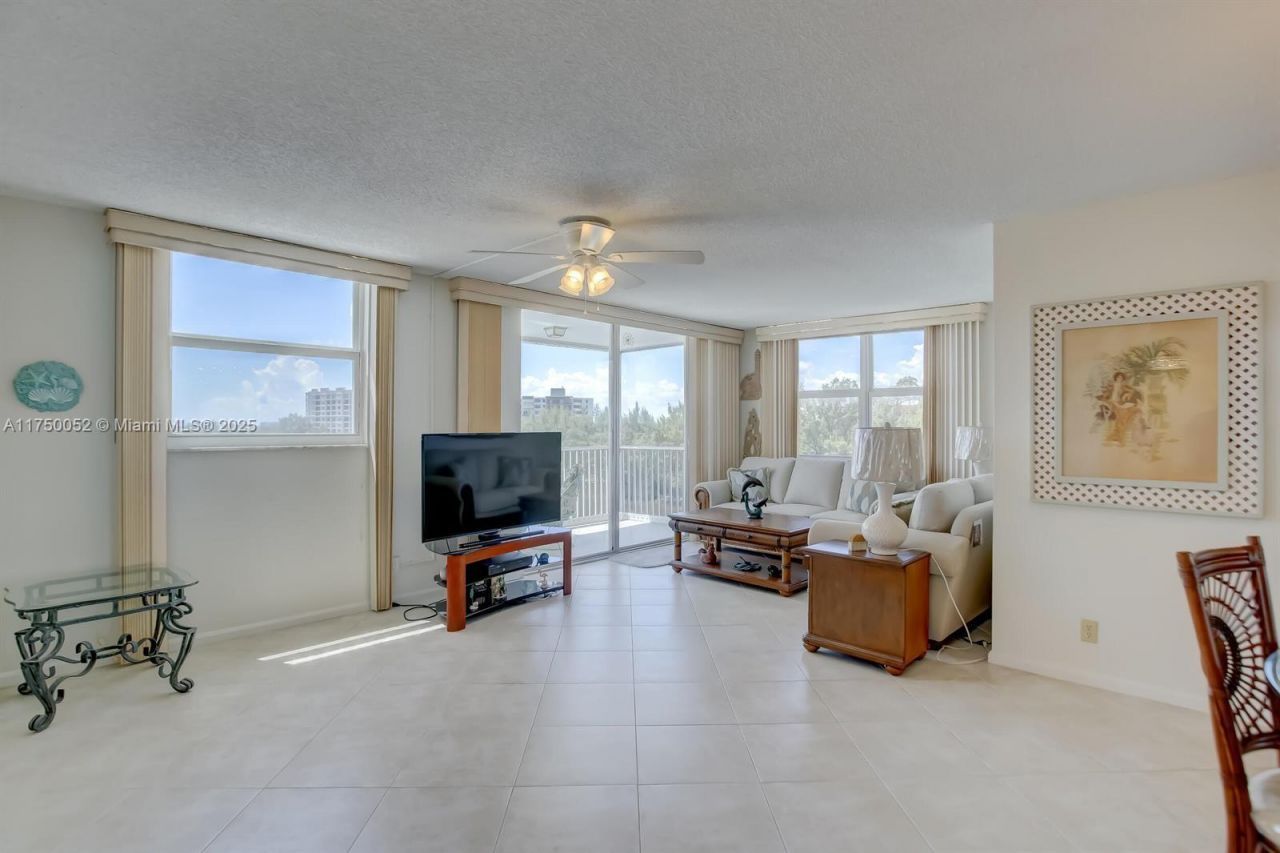 1505 N Riverside Dr, Unit 604, Pompano Beach, FL 33062 Photo