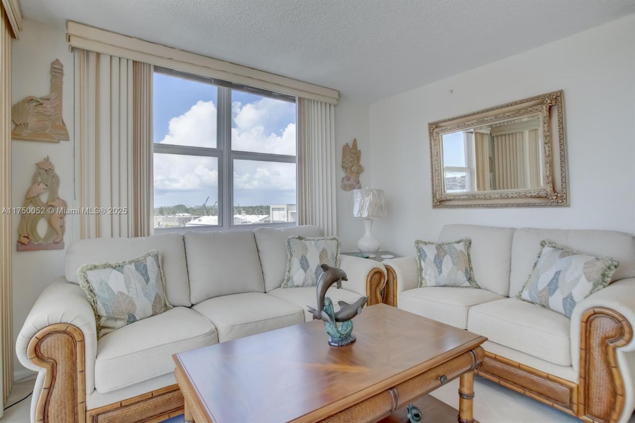 1505 N Riverside Dr, Unit 604, Pompano Beach, FL 33062 Photo