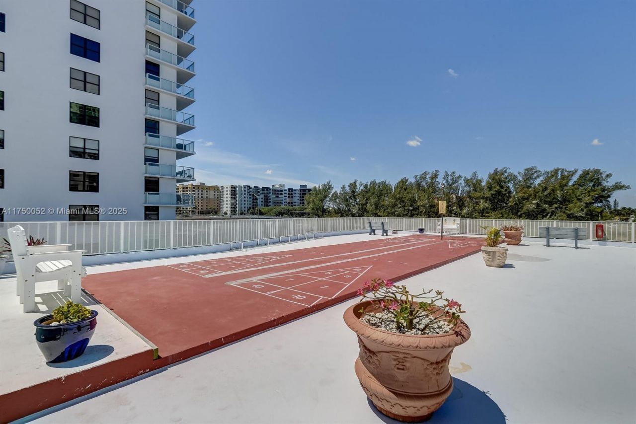 1505 N Riverside Dr, Unit 604, Pompano Beach, FL 33062 Photo