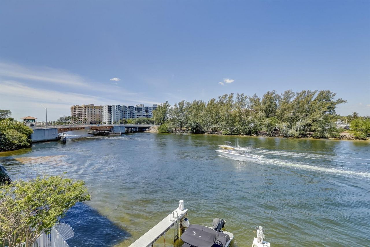 1505 N Riverside Dr, Unit 604, Pompano Beach, FL 33062 Photo