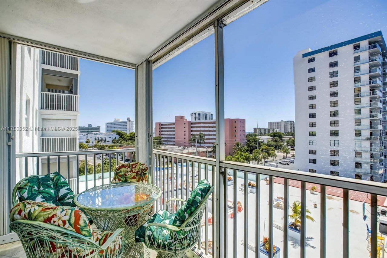 1505 N Riverside Dr, Unit 604, Pompano Beach, FL 33062 Photo