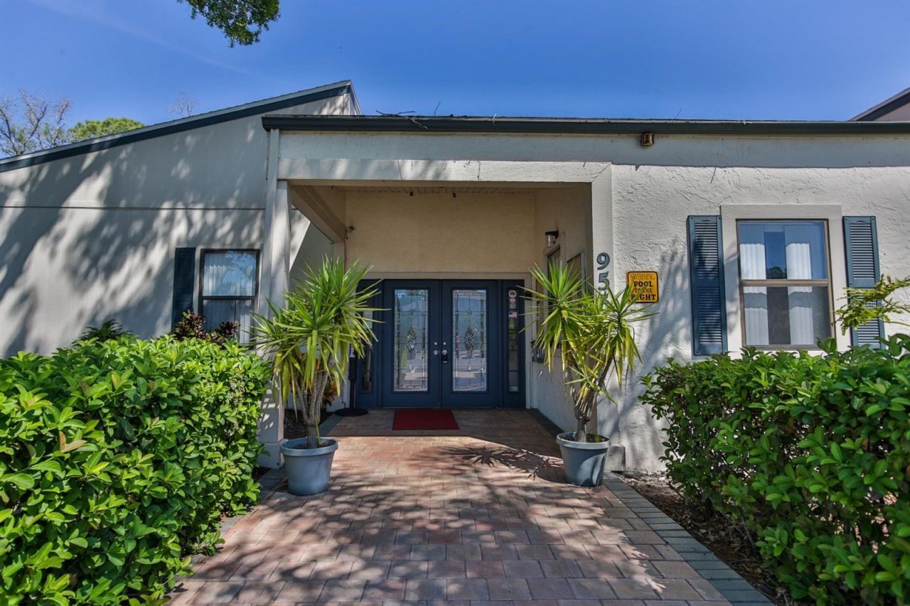 1190 Longfellow Way, Unit 135C, Sarasota, FL 34243 Photo