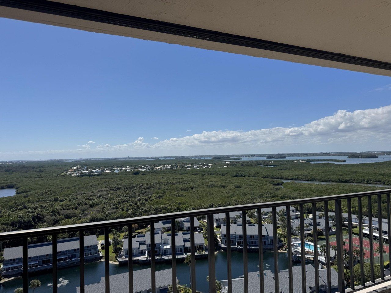 5047 N Highway A1a, Unit Ph6, Hutchinson Island, FL 34949 Photo