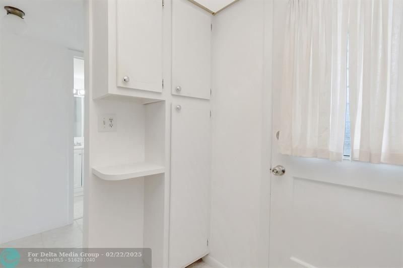 5501 NW 2nd Ave, Unit 302, Boca Raton, FL 33487 Photo