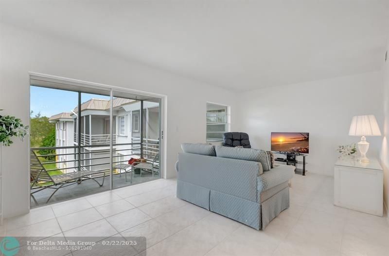 5501 NW 2nd Ave, Unit 302, Boca Raton, FL 33487 Photo