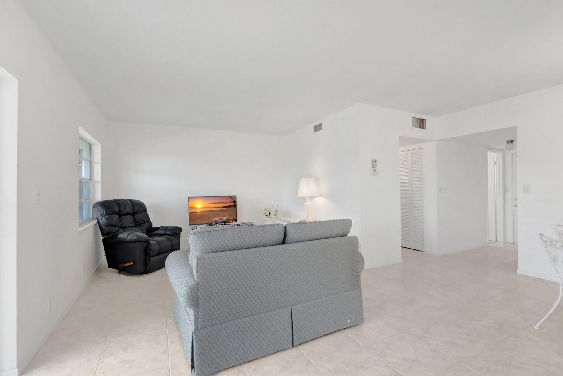 5501 NW 2nd Avenue, Unit 302, Boca Raton, FL 33487 Photo