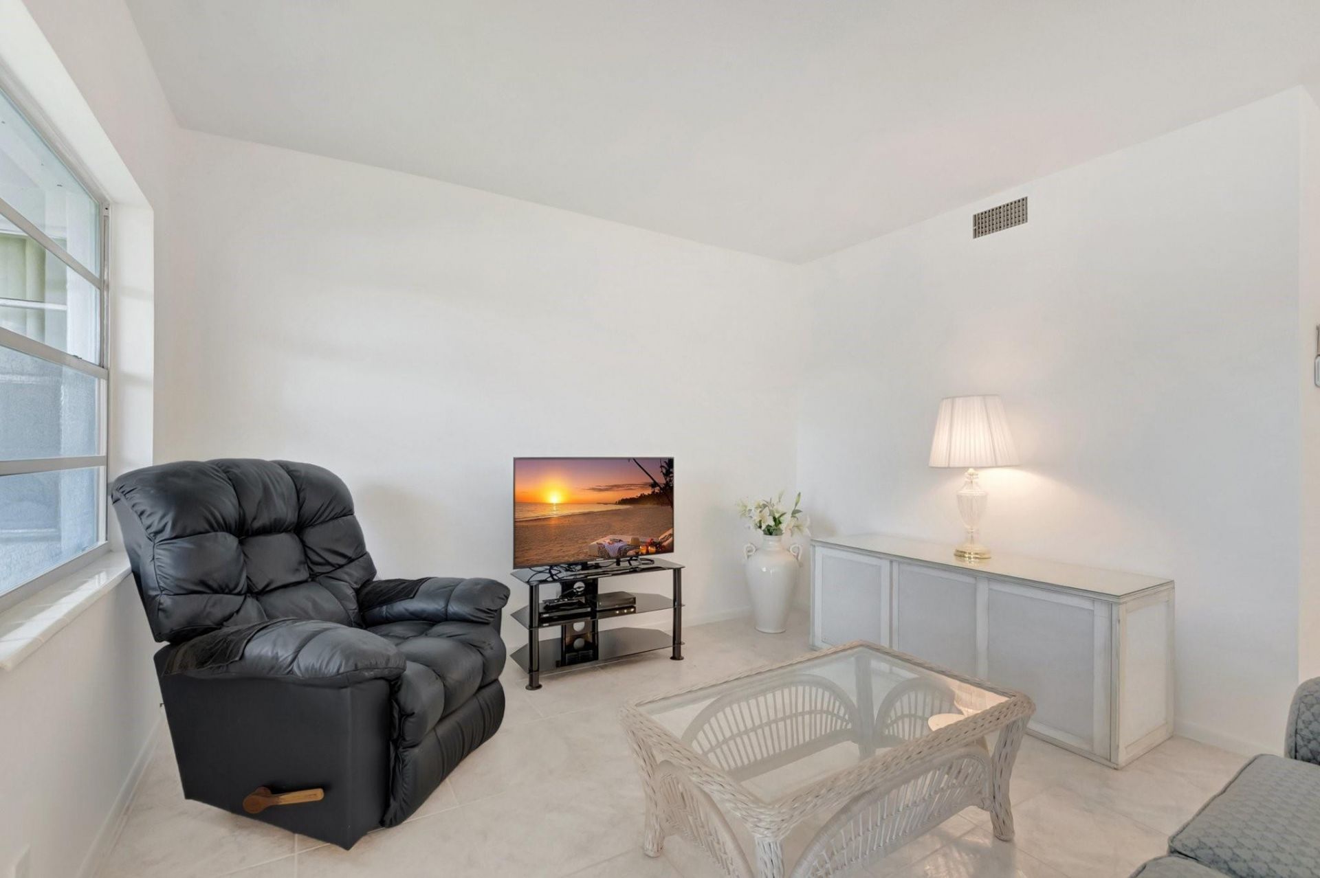 5501 NW 2nd Avenue, Unit 302, Boca Raton, FL 33487 Photo