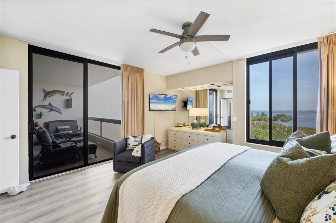 1930 Harbourside Drive, Unit 134, Longboat Key, FL 34228 Photo