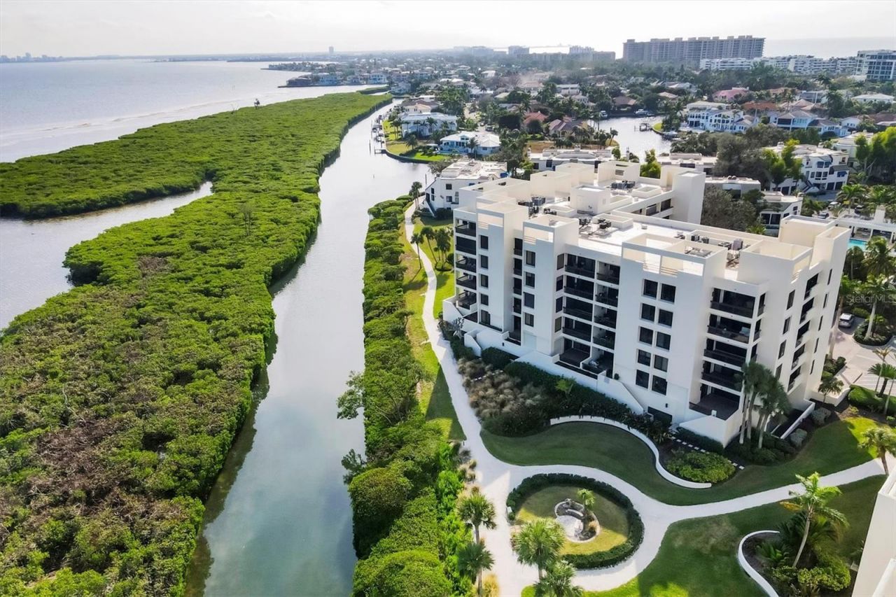 1930 Harbourside Drive, Unit 134, Longboat Key, FL 34228 Photo
