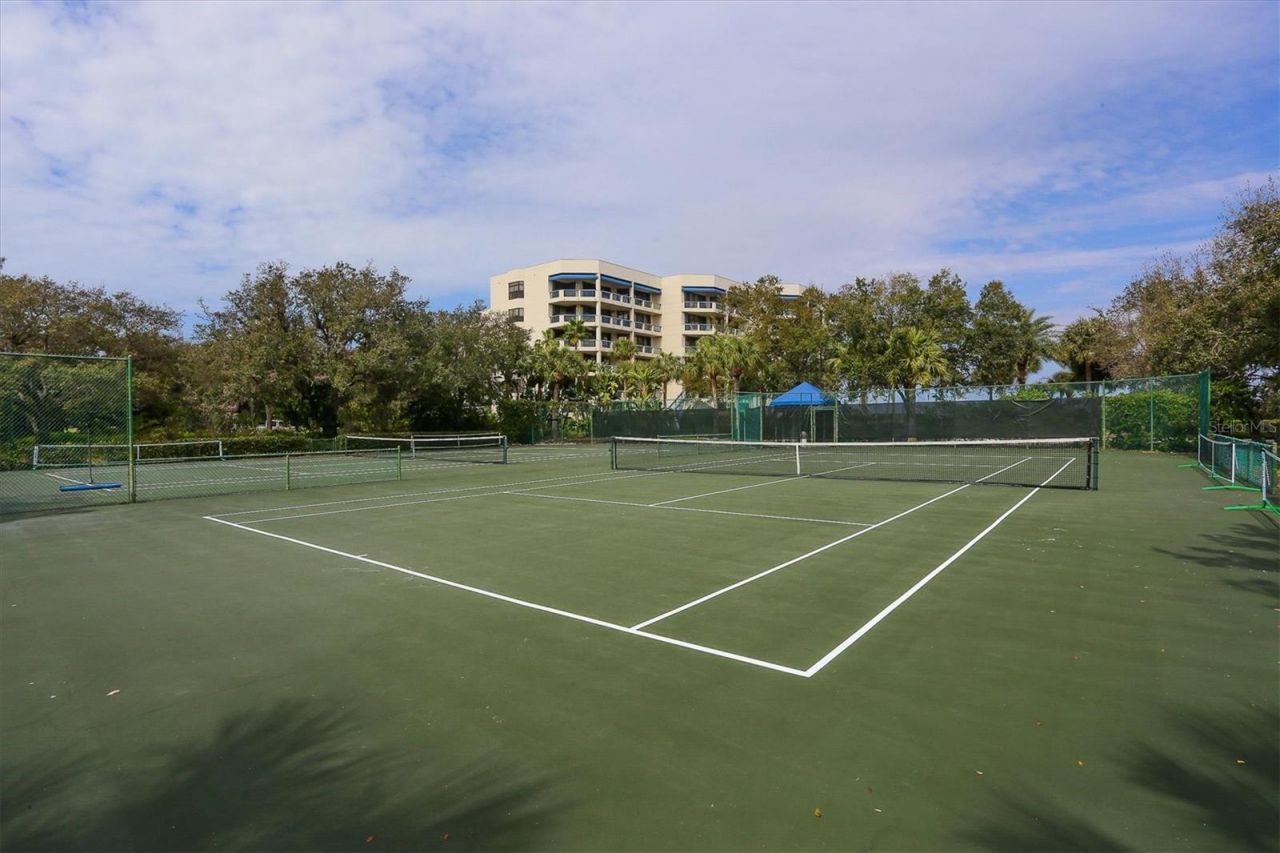 1930 Harbourside Drive, Unit 134, Longboat Key, FL 34228 Photo