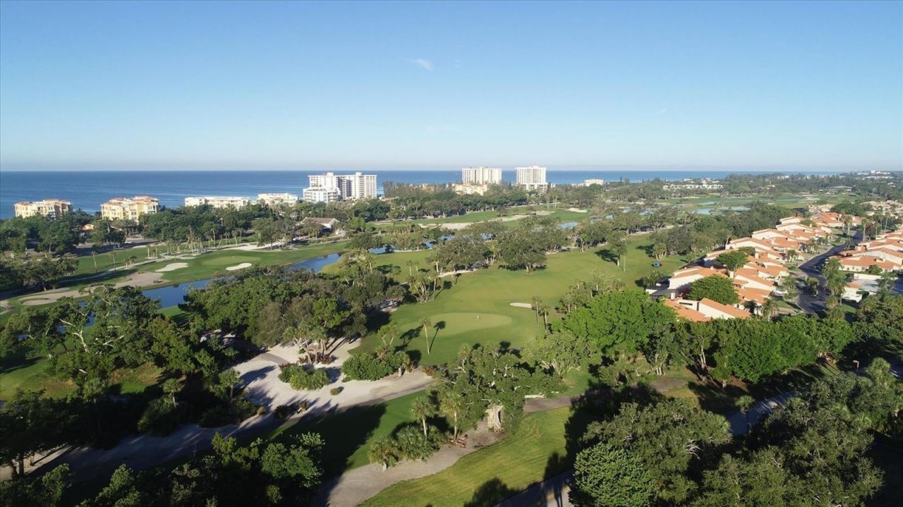 1930 Harbourside Drive, Unit 134, Longboat Key, FL 34228 Photo