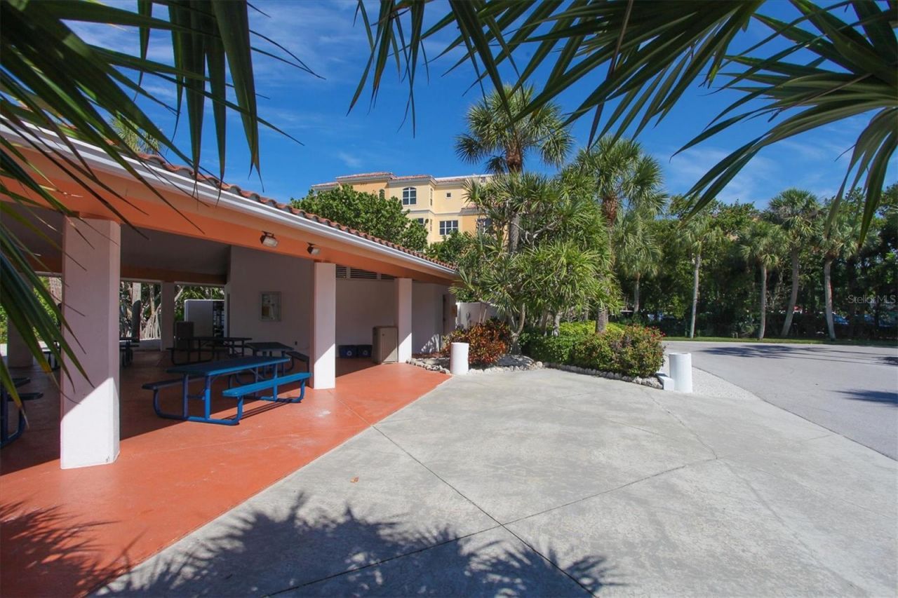 1930 Harbourside Drive, Unit 134, Longboat Key, FL 34228 Photo