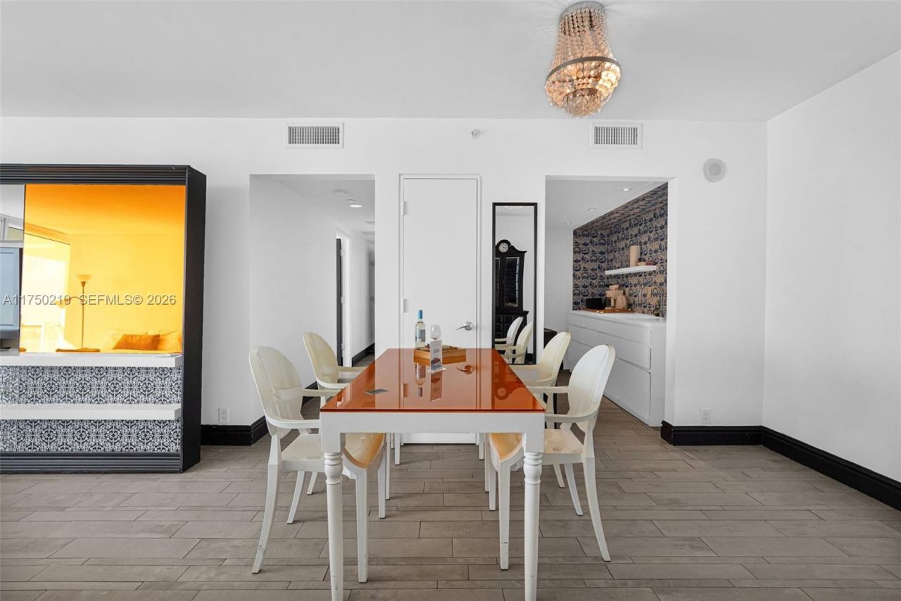 1100 West Ave, Unit 916, Miami Beach, FL 33139 Photo