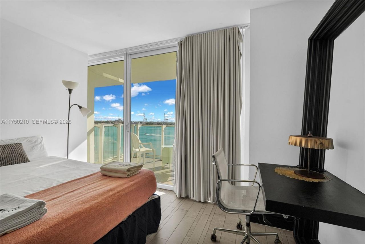 1100 West Ave, Unit 916, Miami Beach, FL 33139 Photo