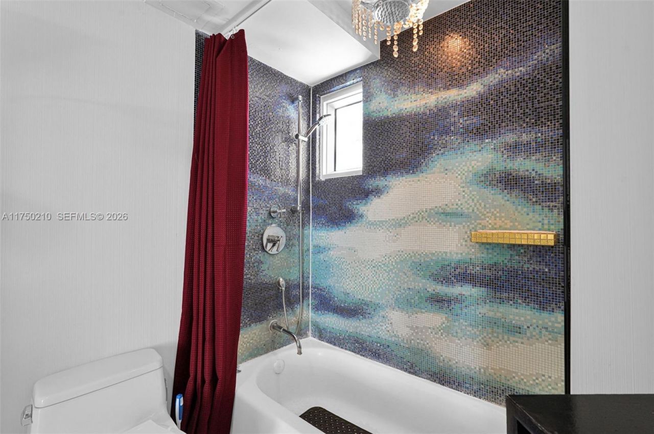 1100 West Ave, Unit 916, Miami Beach, FL 33139 Photo