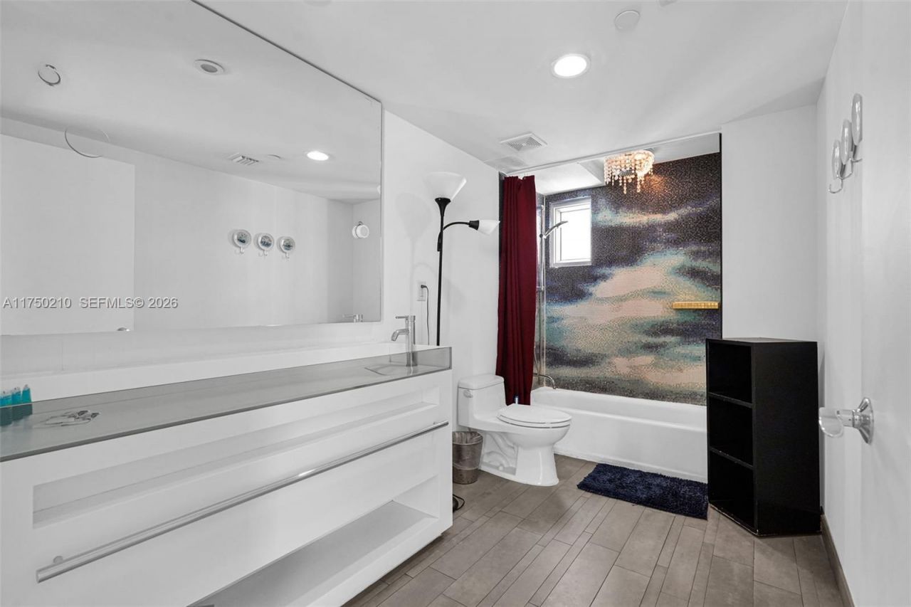 1100 West Ave, Unit 916, Miami Beach, FL 33139 Photo