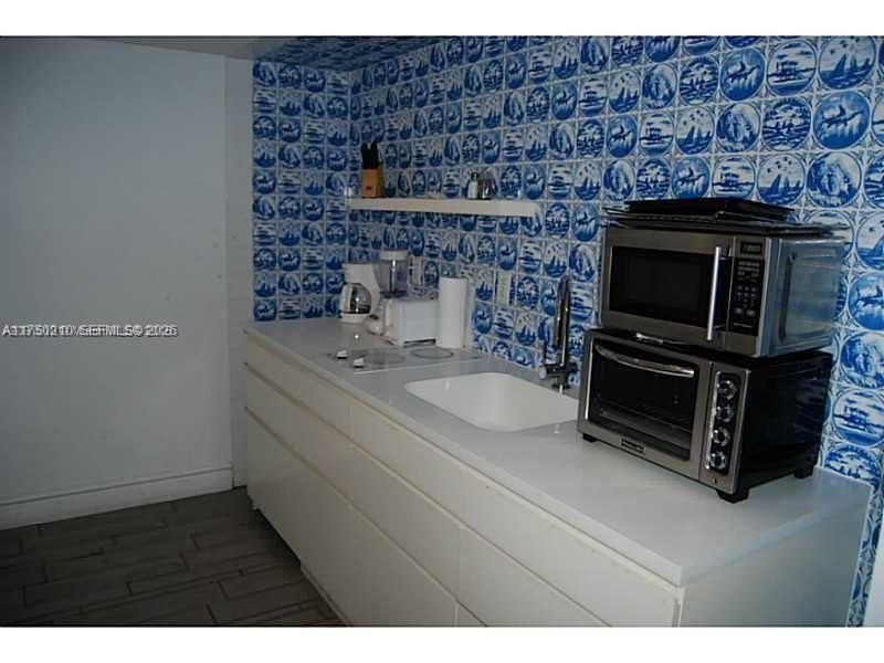1100 West Ave, Unit 916, Miami Beach, FL 33139 Photo