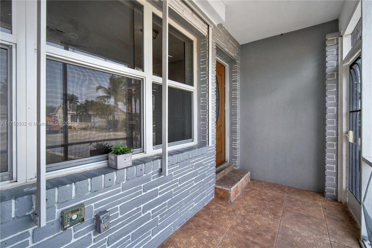 1317 N M St, Lake Worth, FL 33460 Photo