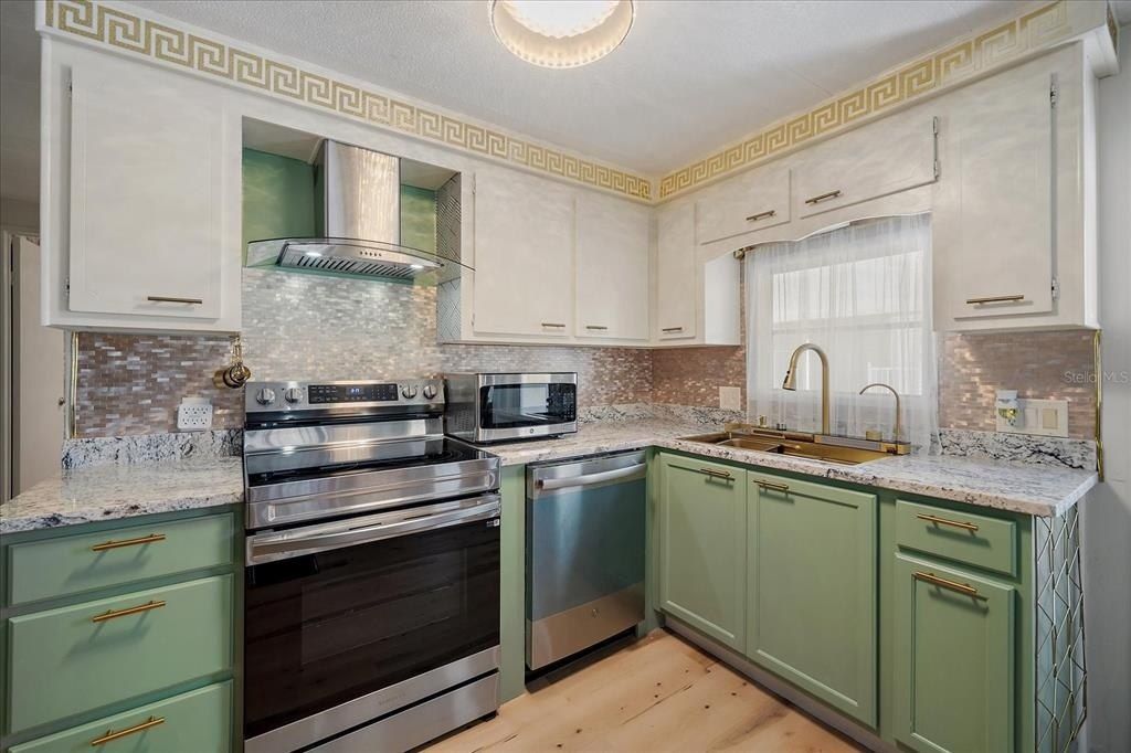 2103 18th Street W, Bradenton, FL 34205 Photo