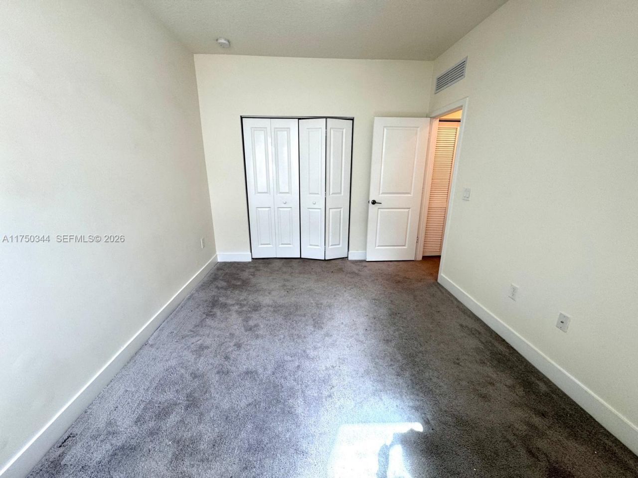 4621 NW 83rd Path, Doral, FL 33166 Photo