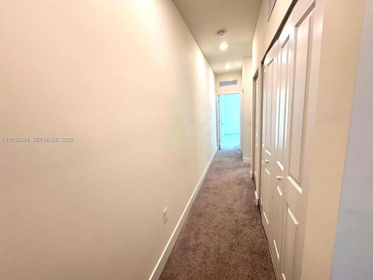 4621 NW 83rd Path, Doral, FL 33166 Photo