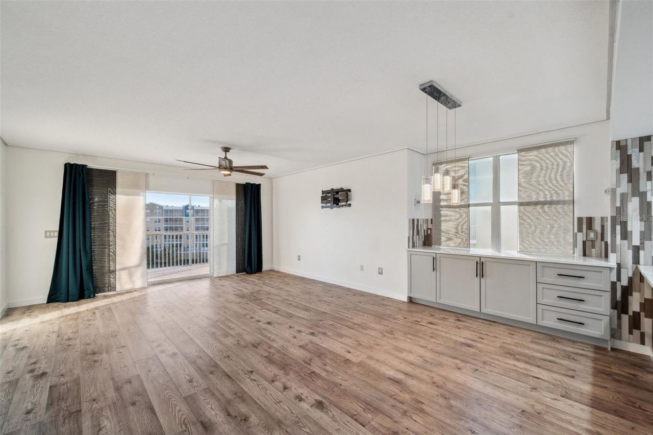 960 Starkey Road, Unit 3406, Largo, FL 33771 Photo