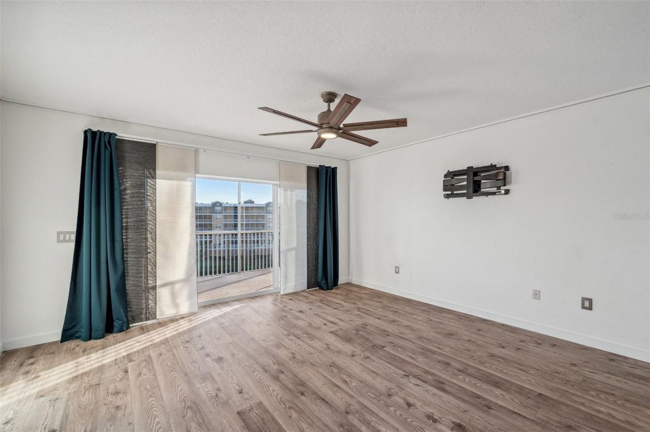 960 Starkey Road, Unit 3406, Largo, FL 33771 Photo