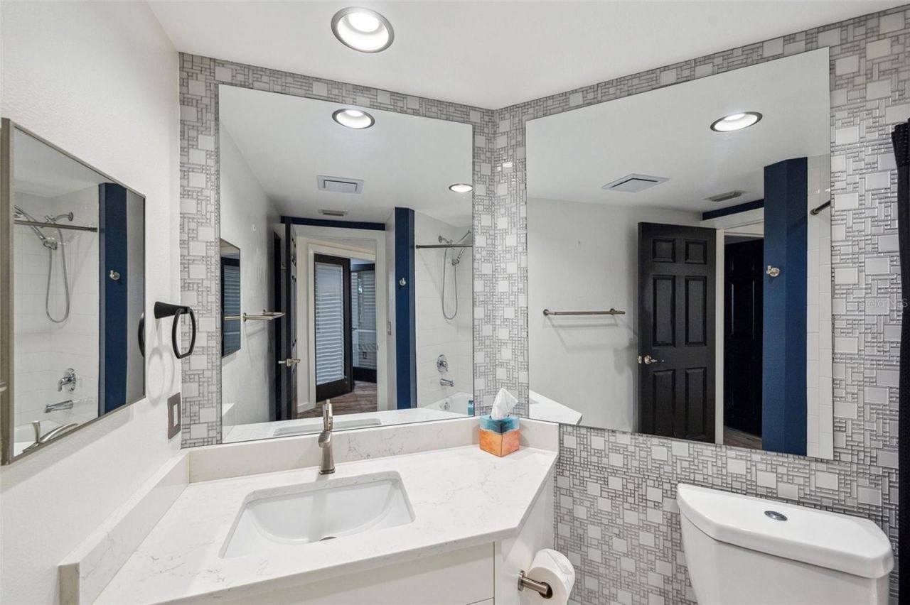 960 Starkey Road, Unit 3406, Largo, FL 33771 Photo