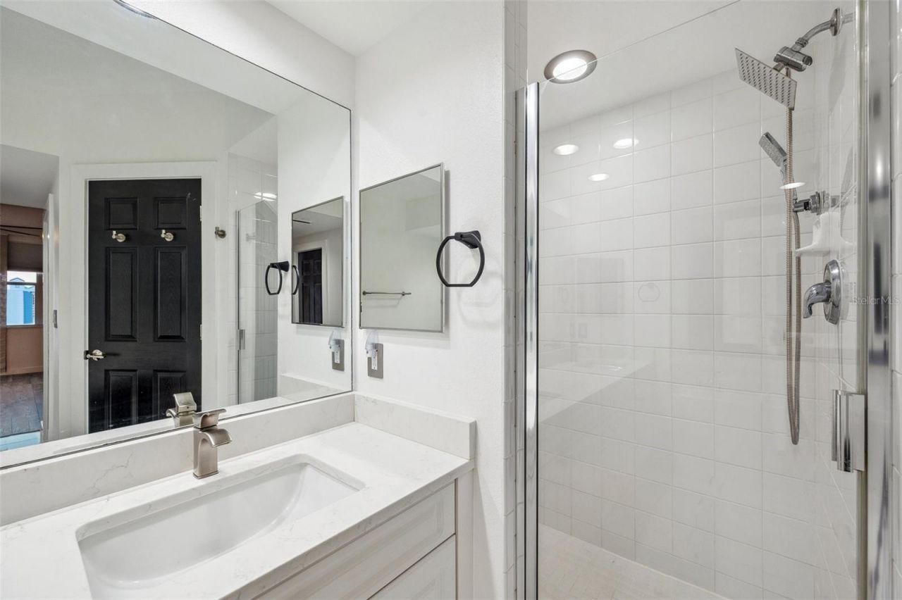 960 Starkey Road, Unit 3406, Largo, FL 33771 Photo