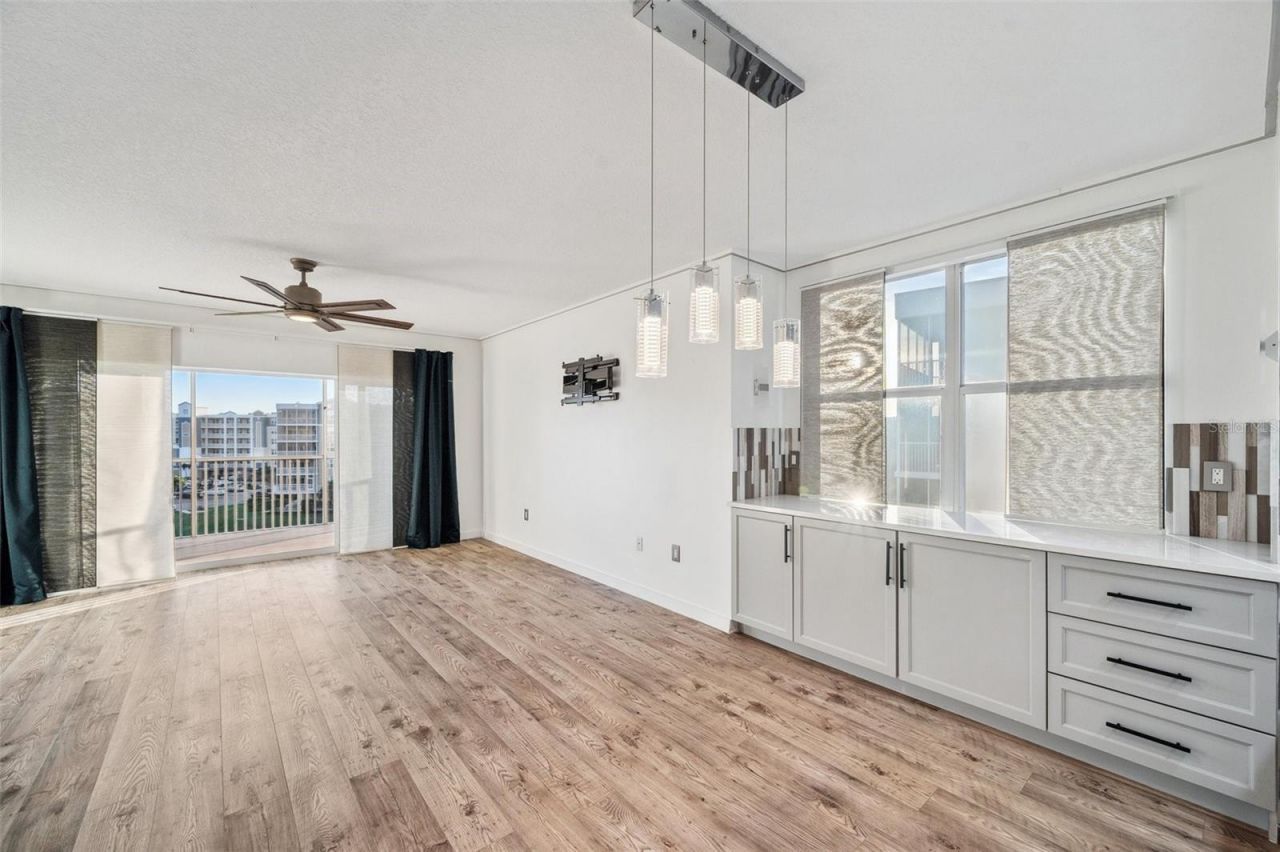 960 Starkey Road, Unit 3406, Largo, FL 33771 Photo