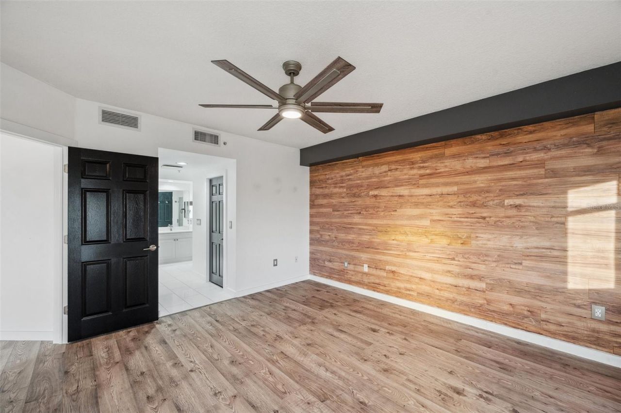 960 Starkey Road, Unit 3406, Largo, FL 33771 Photo