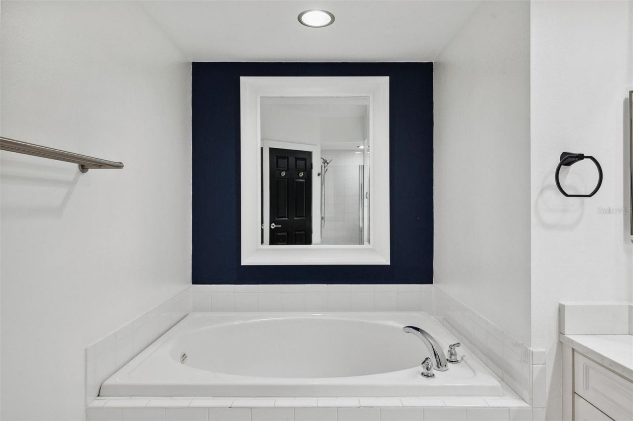 960 Starkey Road, Unit 3406, Largo, FL 33771 Photo