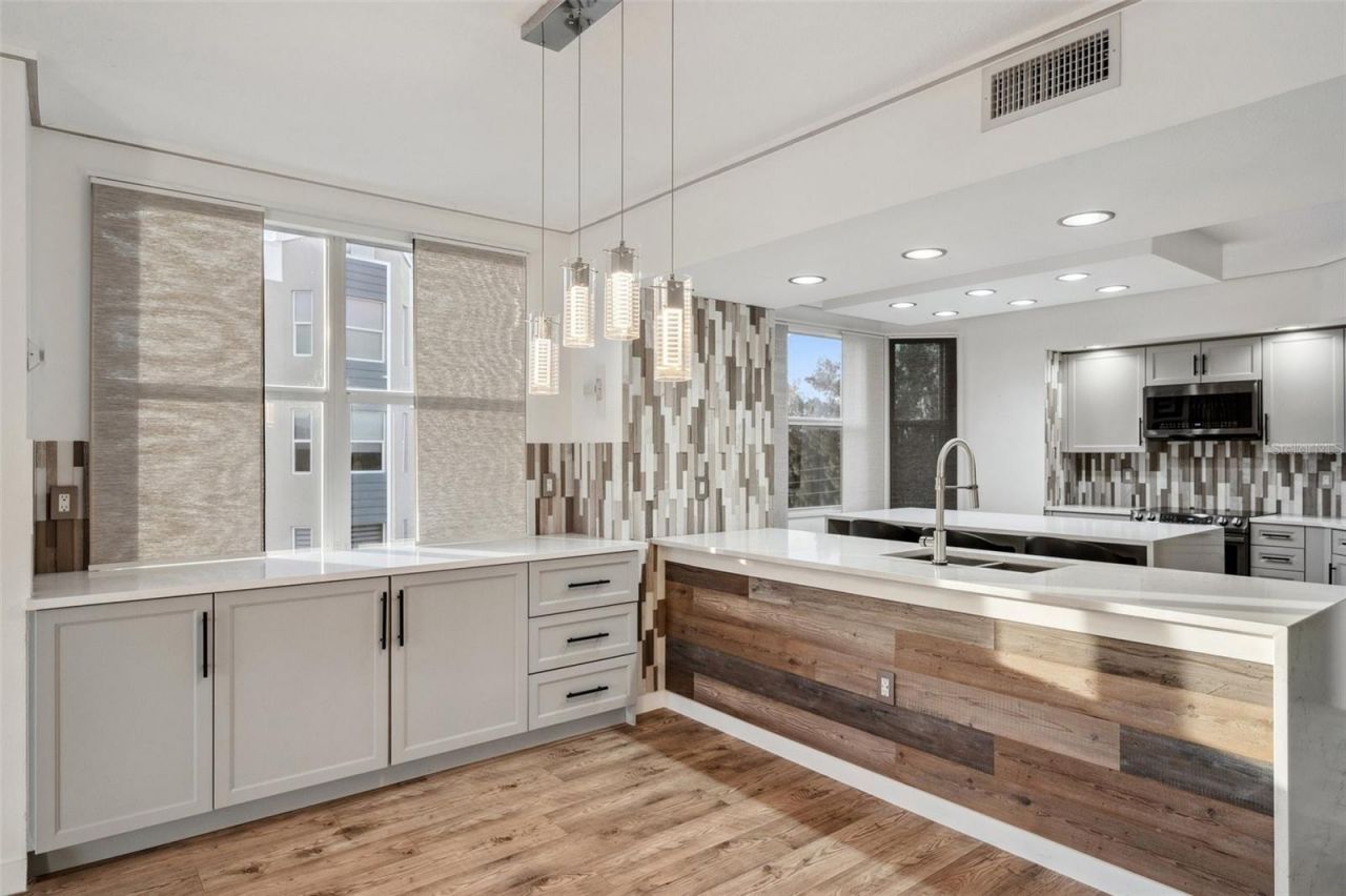 960 Starkey Road, Unit 3406, Largo, FL 33771 Photo