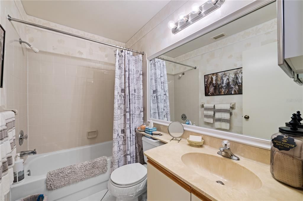 4655 46th Street Court W, Unit 201, Bradenton, FL 34210 Photo