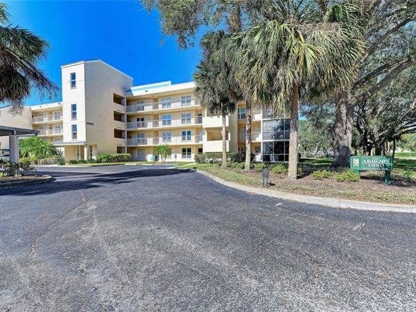 3980 IRONWOOD CIRCLE, Unit 206, BRADENTON, FL 34209