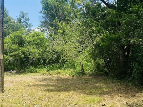 421 W Foch Street, Mobile, AL 36610