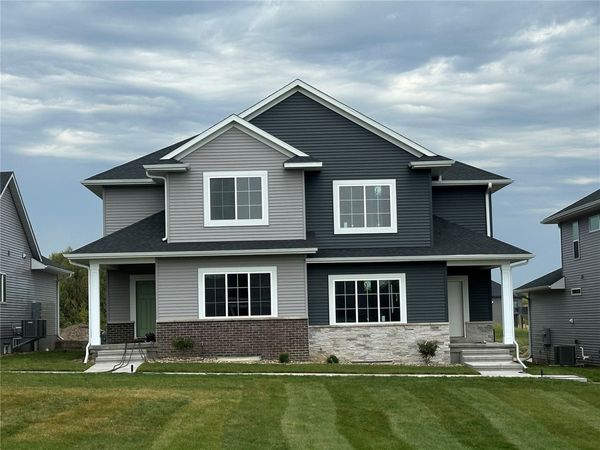 641 Catherine Drive, Tiffin, IA 52340