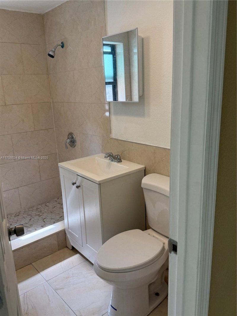 5501 NW Miami Ct, Miami, FL 33127 Photo