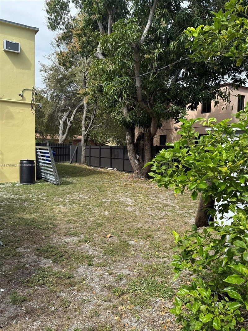 5501 NW Miami Ct, Miami, FL 33127 Photo